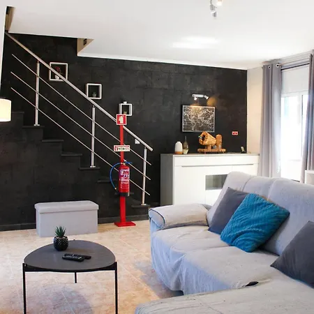 בית נופש House 37north *